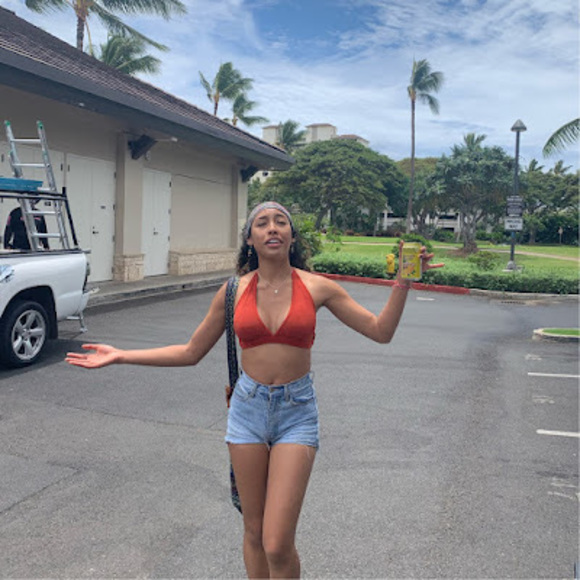 Meet your Posher, Trinity - Picture 1 of 1